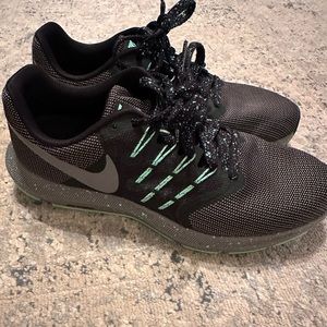 Women’s Nike Tennis Shoes